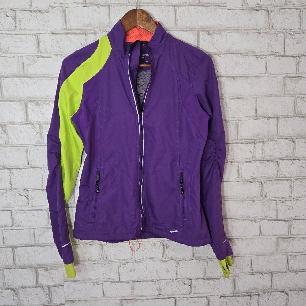 Brooks lightweight cute‎ purple jacket